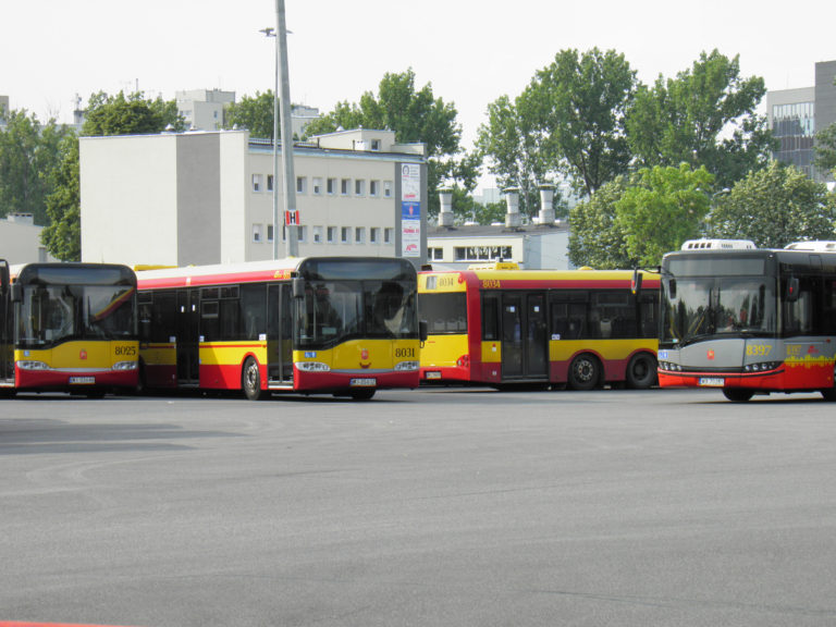 Komunikacja miejska w wakacje